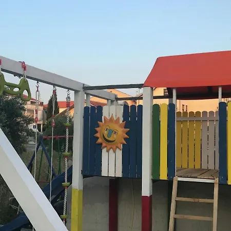 Appartement Luxurious In With Garden Vodice